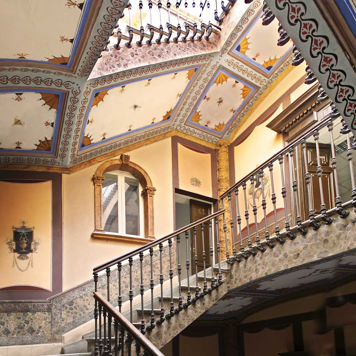 Noble Floor and Frescoed Salon